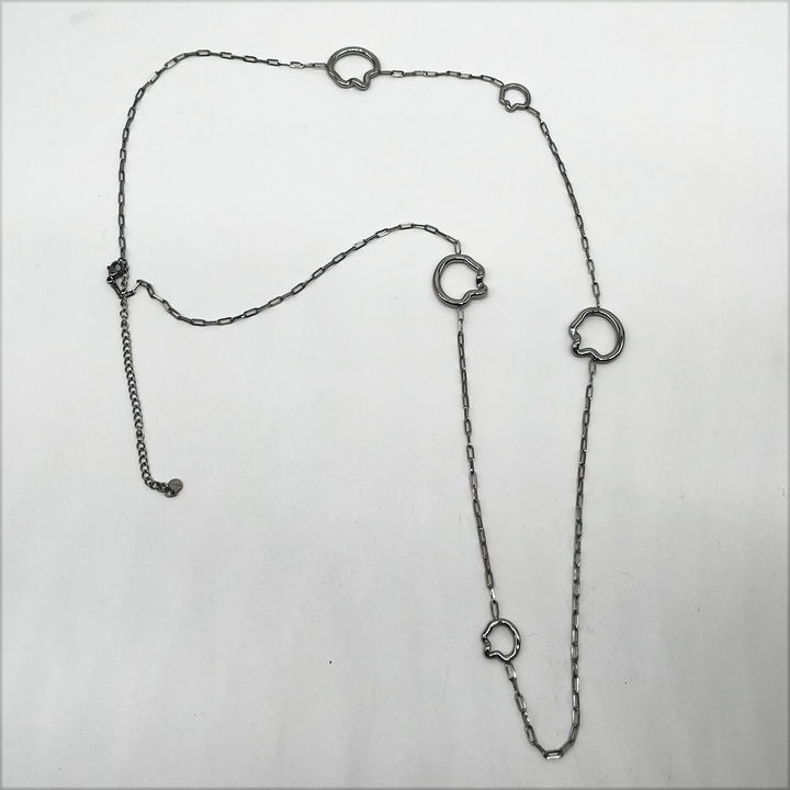 Necklace Loops I