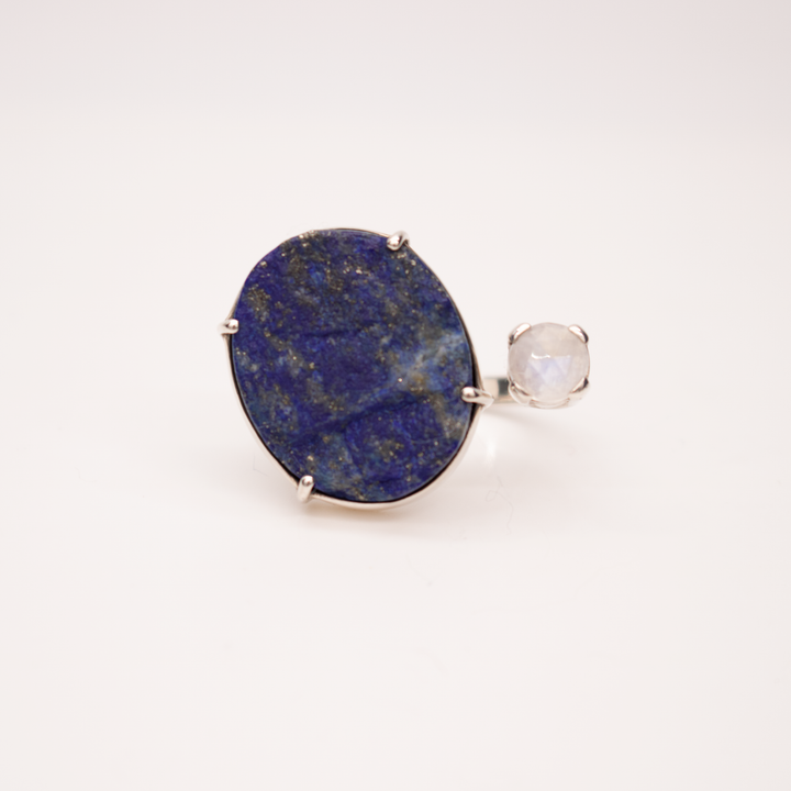 LAZURITE AND MOONSTONE RING